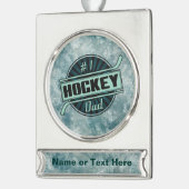 Persoonlijke kerstversiering #1 Hockey Dad Verzilverd Banner Ornament (Links)
