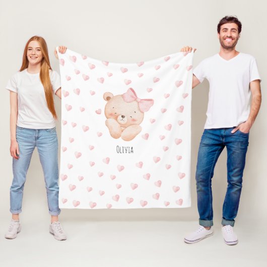 Persoonlijke knuffelbeer met roze harten fleece deken (In situ)