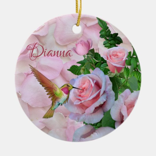 Persoonlijke kolibrie Roze rozen en bloemblaadjes Keramisch Ornament (Voorkant)