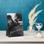 Persoonlijke liefdesfoto van koppel trouwdatum fotoplaat<br><div class="desc">Persoonlijke liefdesfoto van koppel trouwdatum bord</div>