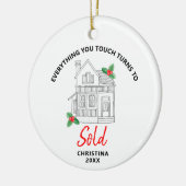 Persoonlijke makelaar voor onroerend goed agent op keramisch ornament (Links)