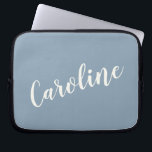 Persoonlijke minimalistische naam voor kalligrafie laptop sleeve<br><div class="desc">Persoonlijke minimalistische naam voor kalligrafie in blauw laptophoes</div>