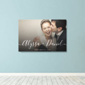 Persoonlijke moderne scriptnamen trouwfoto canvas afdruk (Insitu (Houten vloer))