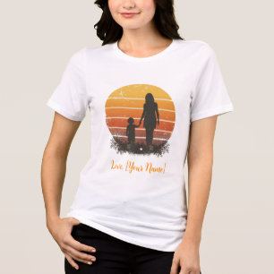 Persoonlijke moeder en kind zonsondergang silhouet Tri-Blend shirt