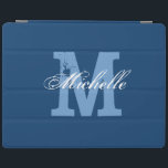 Persoonlijke monogram magnetische iPad cover | Bla<br><div class="desc">Persoonlijke monogram magnetische iPad cover | Navy Blue en white. Eigen naambedekking met monogrammed letter.  en elegante tekst van de manuscripttypografie. Leuk cadeauidee voor Birthday of Kerstmis. Geschikt voor mannen,  vrouwen en kinderen.</div>