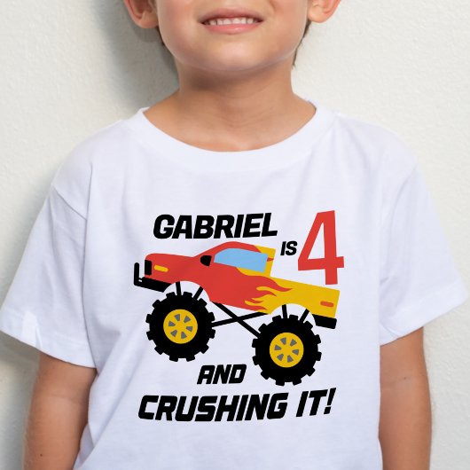 Persoonlijke monstertruck T-shirt voor 4e verjaard