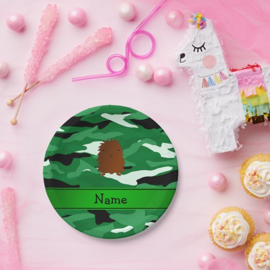 Persoonlijke naam bigfoot green camouflage papieren bordje (Feest)