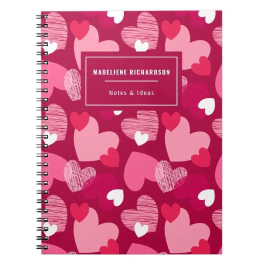 Persoonlijke naam Cute Hearts Pattern Dark Magenta Notitieboek (Voorkant)