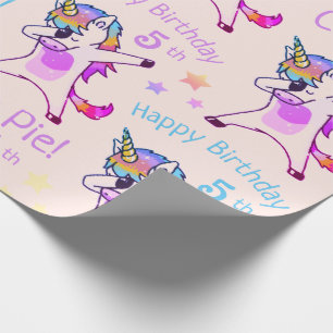 Persoonlijke naam en leeftijd Unicorn Birthday Par Cadeaupapier