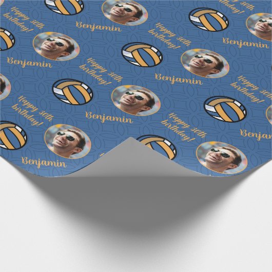 Persoonlijke naam Foto Sport Volleyball Birthday Cadeaupapier (Hoek)