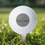 Persoonlijke naam Golf Clubs Grey Golfballen<br><div class="desc">Pas de naam in klassieke typografie aan om een uniek golfgeschenk te creëer en in het belang van elke golfer. Ontworpen door: Thisnotme©</div>