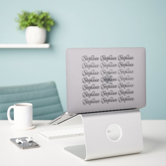 Persoonlijke naam in modern schrifttype sticker (Laptop op bureau)