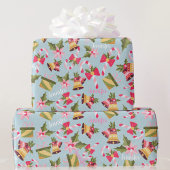 Persoonlijke naam in roze witte kerstcadeaus cadeaupapier