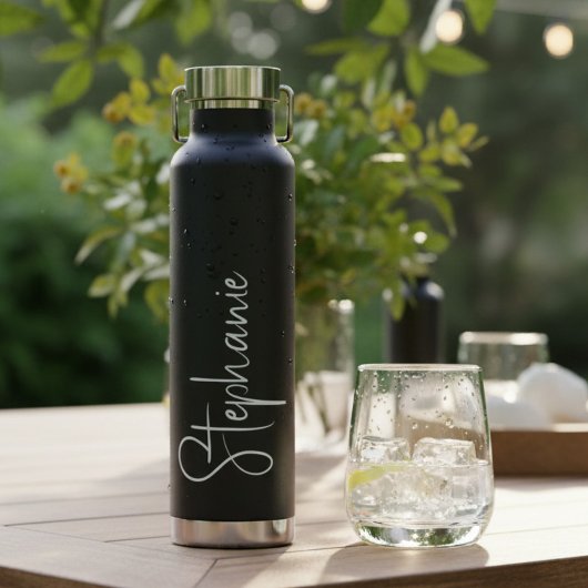 Persoonlijke naam in script waterfles