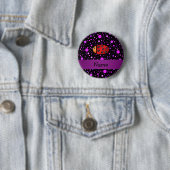 Persoonlijke naam ladybug paarse polka-punten ronde button 5,7 cm (In situ)