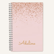 Persoonlijke naam met gouden glitters in monograms