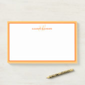 Persoonlijke naam monogram initiaal Oranje Post-it® Notes (Op bureau)