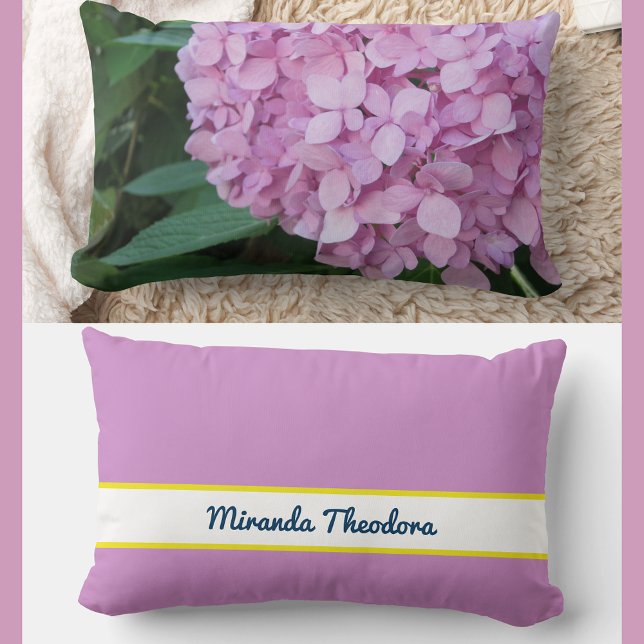 Persoonlijke naam Pink Mauve Hydrangea Kussen (Elegant, modern personalized name floral accent pillow. Photo of purple pink hydrangea. Calligraphy)