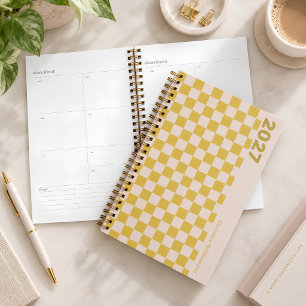 Persoonlijke naam Retro gele preppy dambordpatroon Planner