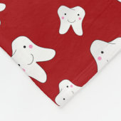 Persoonlijke naam schattig rood tandpatroon fleece deken (Hoek)