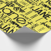 Persoonlijke naam Typografie Black Yellow Cadeaupapier (Hoek)