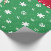 Persoonlijke naam verpleegster groene kerst sneeuw cadeaupapier (Hoek)