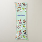 Persoonlijke naam voor u of uw kind lichaamskussen (Voorkant Verticaal)