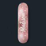 Persoonlijke naam Zuiver Roze Moon Roos Gold Chic Persoonlijk Skateboard<br><div class="desc">Persoonlijke naam Fairy Pink Rose Gold Girl trendy chic skateboard met glitter,  maan,  sterren,  botanische bladeren. Een vrouwelijke en schattige manier om indruk te maken op je dochter voor de verjaardag,  zoete 16 of een vrouwengebeurtenis.</div>