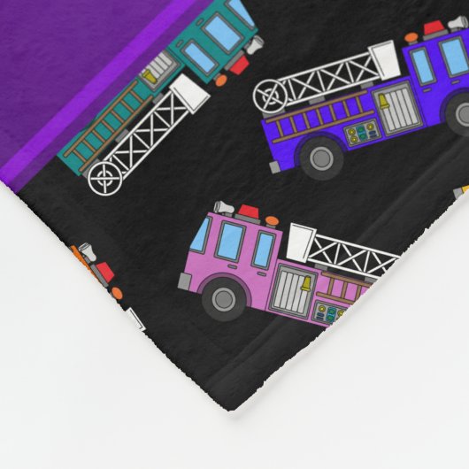 Persoonlijke naam zwarte regenboogtrucks fleece deken (Hoek)