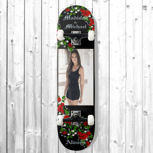 Persoonlijke namen en grote foto's gemaakt persoonlijk skateboard