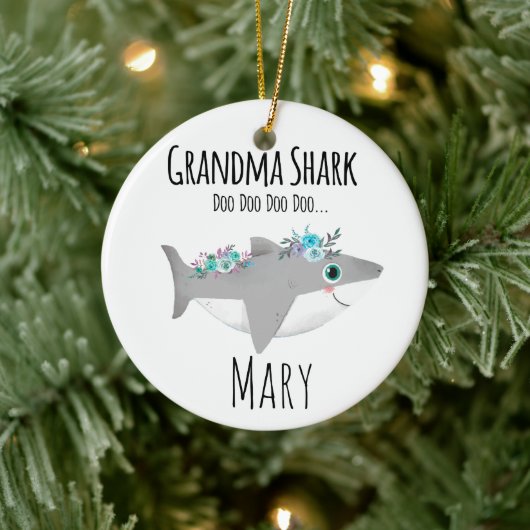 Persoonlijke oma Shark Doo Doo Doo Keramisch Ornament (Boom)