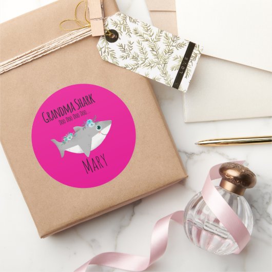 Persoonlijke oma Shark Doo Doo Doo Ronde Sticker (Geschenken)