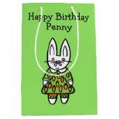 Persoonlijke Penny het Konijn Gefeliciteerd Medium Cadeauzakje (Voorkant)