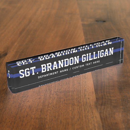 Persoonlijke politieagent in blauwe lijn naambordje (Zijkant)