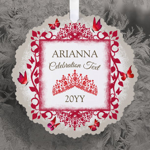 Persoonlijke robijnrode tiara en vlinders ornament kaart