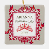 Persoonlijke Robijnrode Tiara & Vlinders Keramisch Ornament (Voorkant)