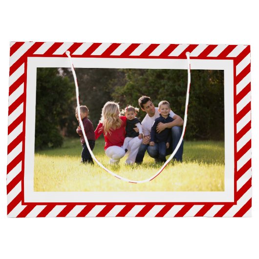 Persoonlijke rode strepen voor fijne kerst foto groot cadeauzakje (Achterkant)