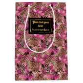 Persoonlijke roze luipaardhuid cadeauverpakking medium cadeauzakje (Voorkant)
