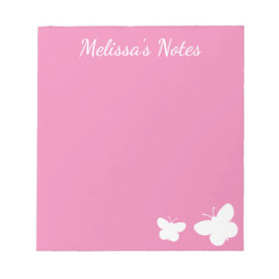 Persoonlijke roze & witte malse vlinders op maat notitieblok