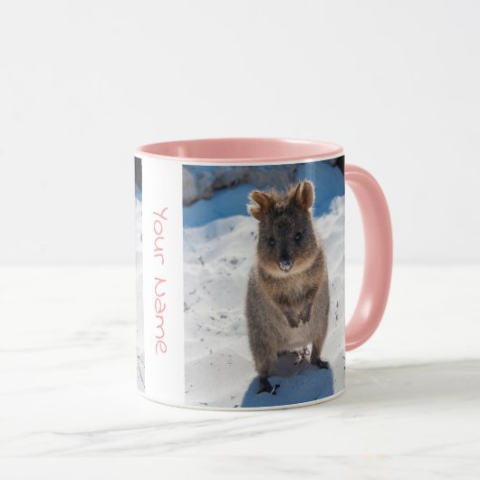 Persoonlijke schattige en gelukkige quokka op het  mok (Voorkant rechts)