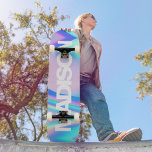 Persoonlijke Skateboard Name Holographic Wave<br><div class="desc">Pas dit kleurrijke Skateboard eenvoudig aan op het abstracte Holografische Rainbow Pastel Wave-ontwerp met Unicorn-esthetiek met een moderne en schattige aanraking van het sprookje. Voeg jouw naam toe,  kies doopvont,  verander grootte en positie,  voeg klusje,  foto's en vormen toe.</div>