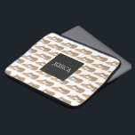 Persoonlijke Tan Lyrical Shoe Dance Teacher Gift Laptop Sleeve<br><div class="desc">Voorziet een originele illustratie van een tantaarns lyrische dansschoen. Ideaal voor je favoriete danser,  leraar,  choreograaf of studioeigenaar. Zie je niet wat je zoekt? Hulp nodig bij aanpassingen? Klik op "rebeccaheartsny" (rechterbovenhoek) en "neem contact op met deze ontwerper" om iets te hebben dat alleen voor u is gemaakt!</div>