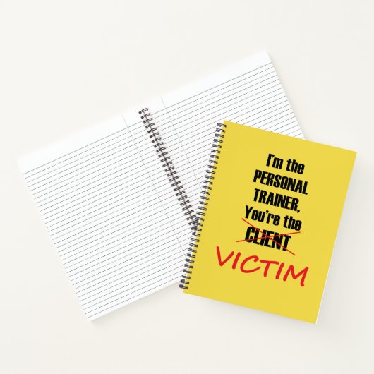 Persoonlijke trainer Funny U bent de Victim-laptop Notitieboek (Binnen)