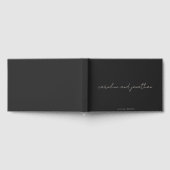 Persoonlijke trouwnaam elegante zwarte script gastenboek (Volledig)