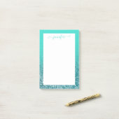 Persoonlijke turquoise en turkoois glinsterende om post-it® notes (Op bureau)