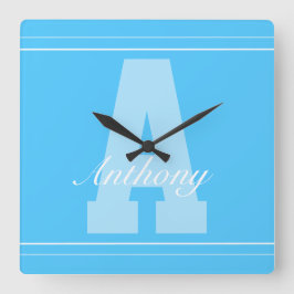 Persoonlijke typografie naamklok vierkante klok