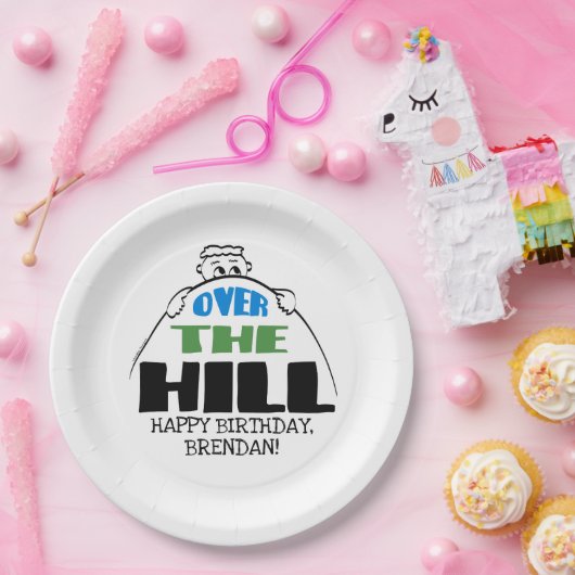 Persoonlijke verjaardag over de heuvel papieren bordje (Feest)
