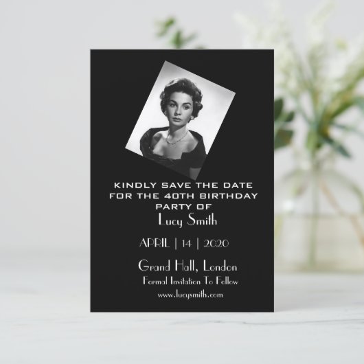 Persoonlijke verjaardagspartij Sla de datumkaarten Save The Date (Staand voorkant)