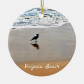 Persoonlijke Virginia Beach ~ Seagull, Sand, Ocean Keramisch Ornament (Voorkant)