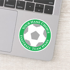 Persoonlijke voetbalfan met sticker van teamnaam